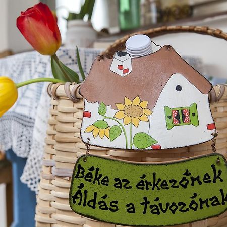 Emese Vendeghaz Noszvaj Hotel Buitenkant foto