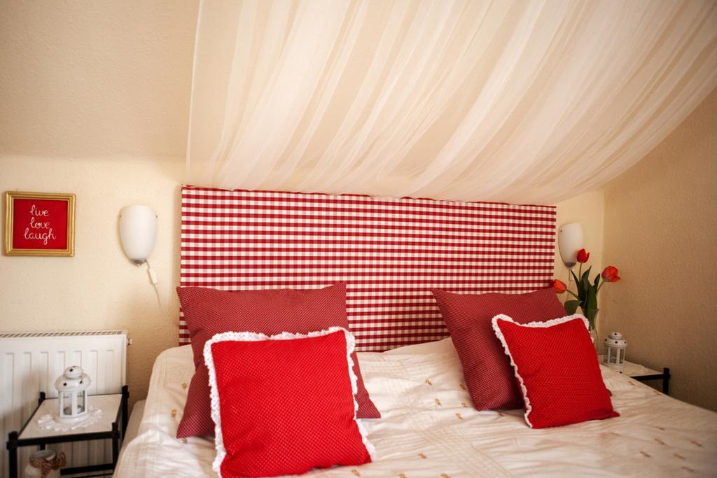 Emese Vendeghaz Noszvaj Hotel Kamer foto