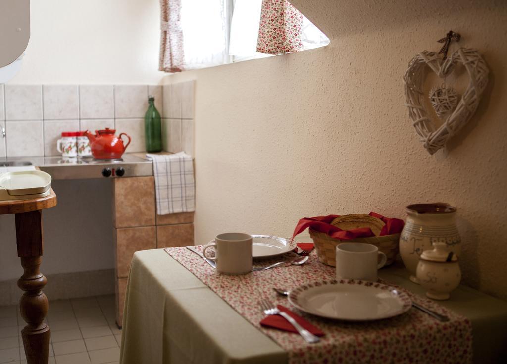 Emese Vendeghaz Noszvaj Hotel Buitenkant foto